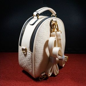 Diophy 2 in 1 backpack/shoulder bag in Creme